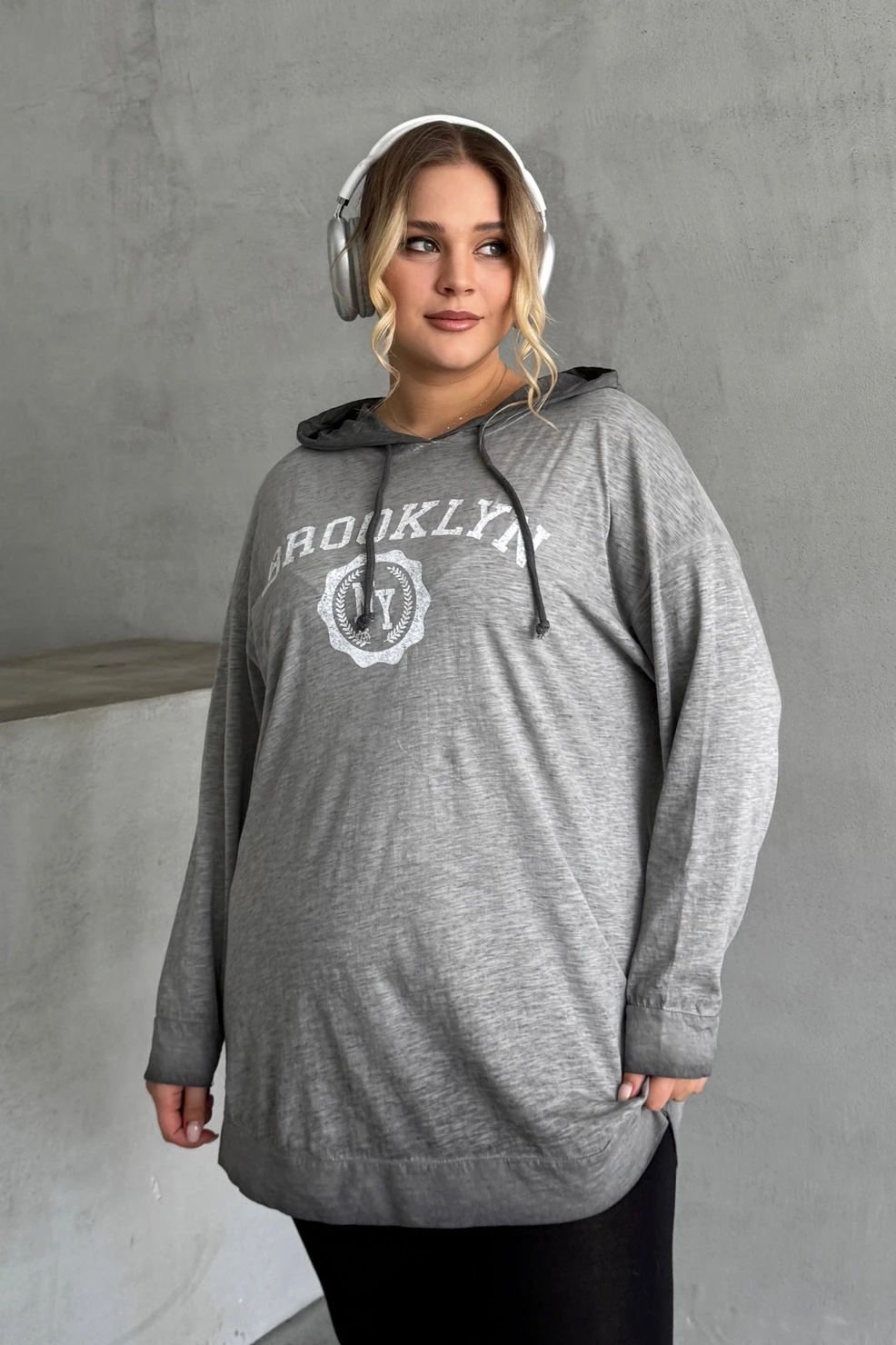 Büyük Beden Kapüşonlu Uzun Kollu Baskılı Sweatshirt 301145