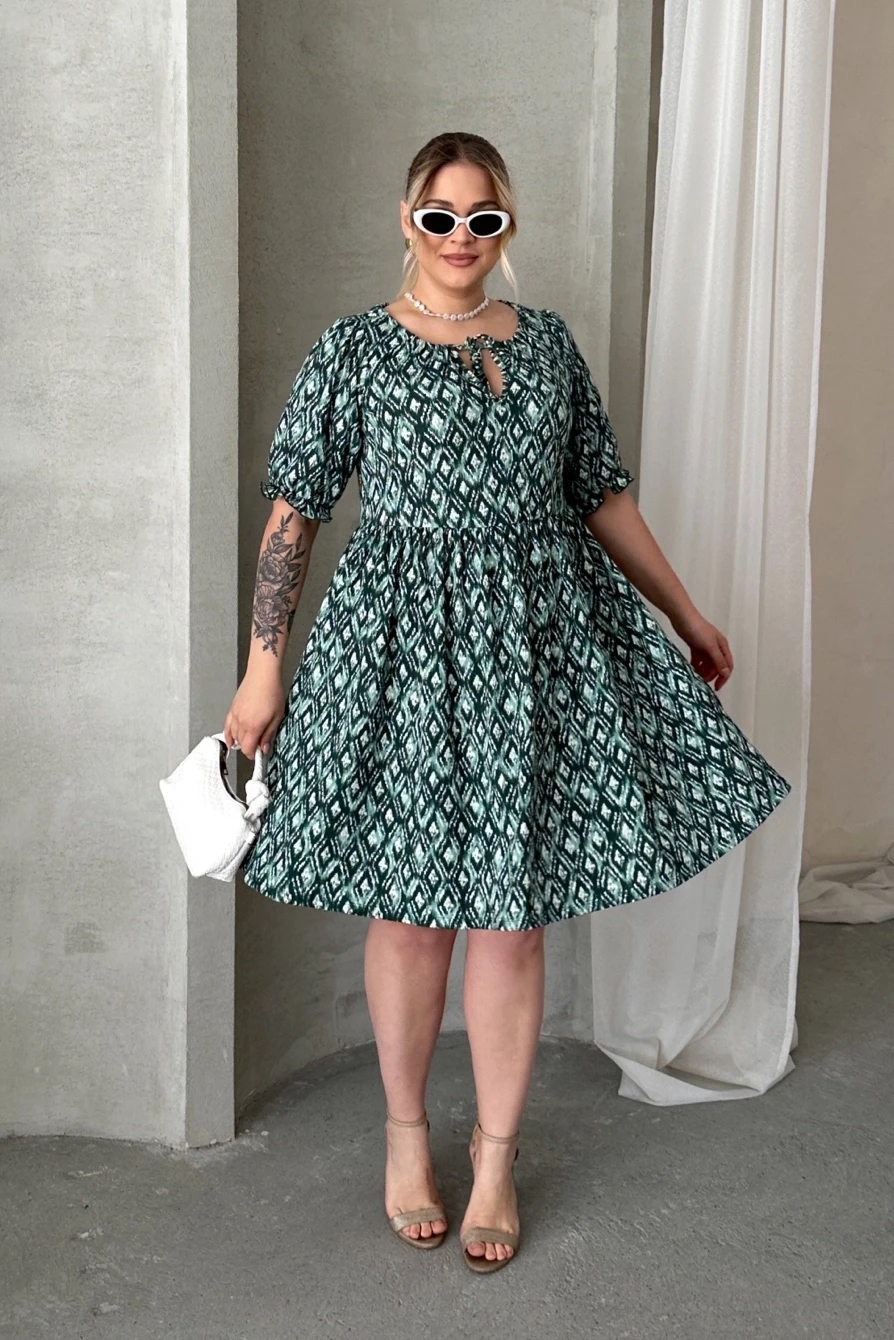 Büyük Beden Önü Bağlamalı Yarım Kollu Desenli Mini Elbise 101-8