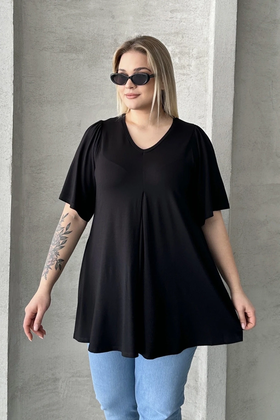 Büyük Beden V Yaka Desensiz Asimetrik Kesim Likralı Bluz 320315