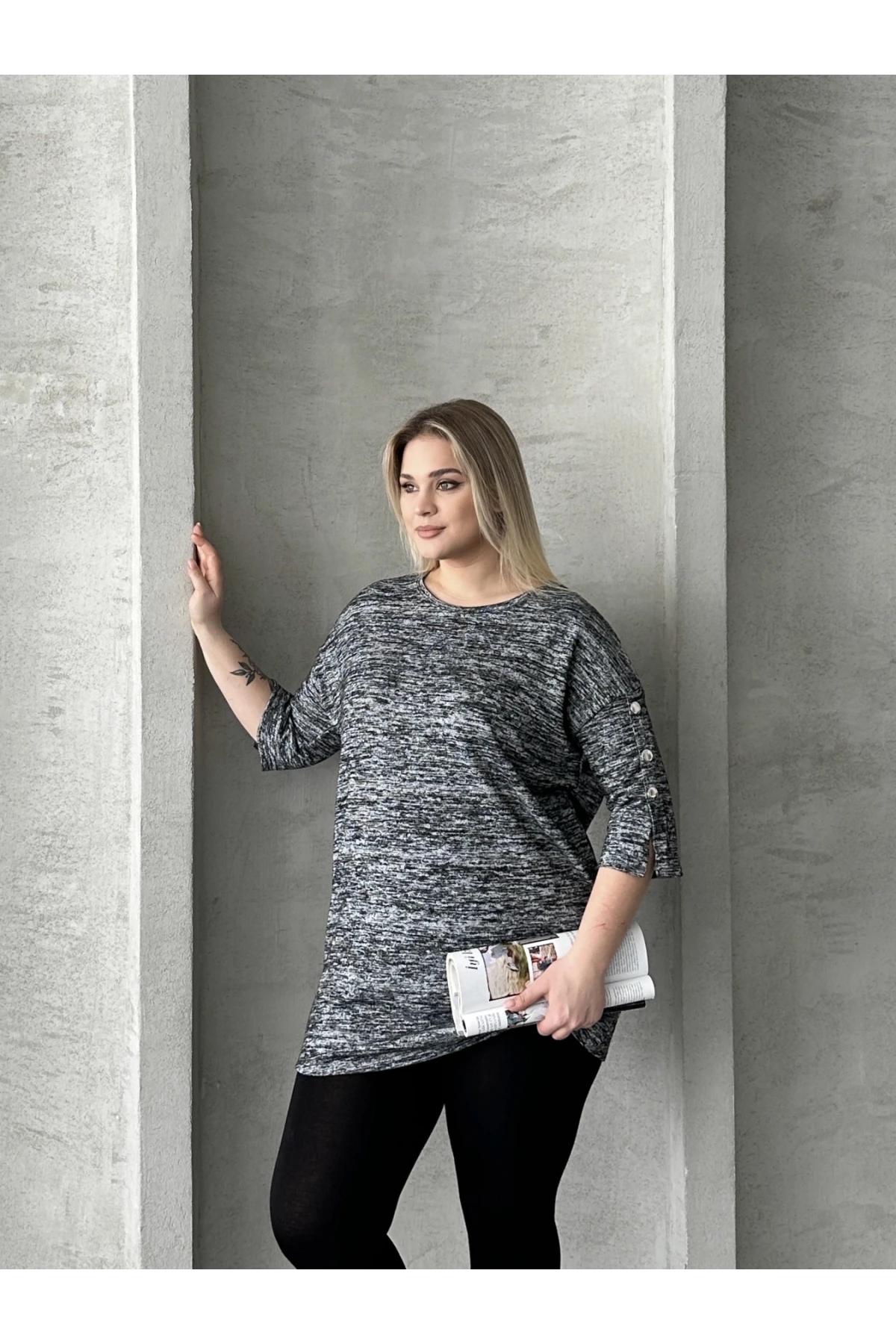 Büyük Beden Yarım Kollu Düğme Detaylı Yumuşak Dokulu Kazak 302987