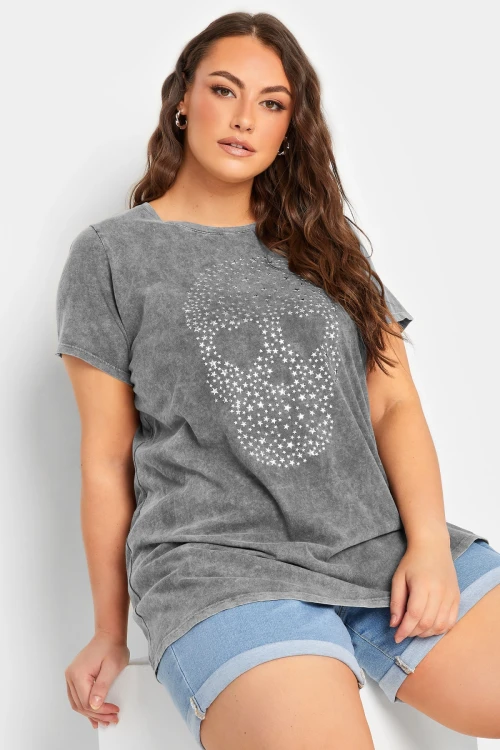 Büyük Beden Yıldızlı Kuru Kafa Baskılı Yıkamalı Yarım Kollu T-shirt 302191