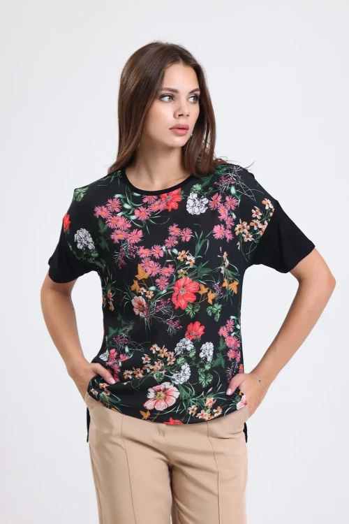 Çiçek Desenli Yarım Kollu Normal Kalıp Bisiklet Yaka Arkası Uzun Bluz