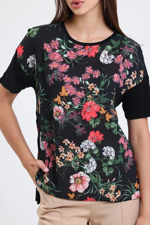 Çiçek Desenli Yarım Kollu Normal Kalıp Bisiklet Yaka Arkası Uzun Bluz