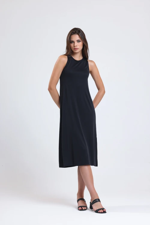 Sırtı Çapraz Detaylı Bisiklet Yaka Yırtmaçlı Sıfır Kol Midi Boy Elbise