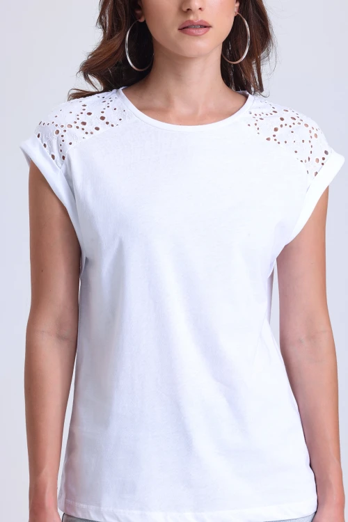 Bisiklet Yaka Omzu Dantel Detaylı Yarım Kollu T-shirt SAPKO-75