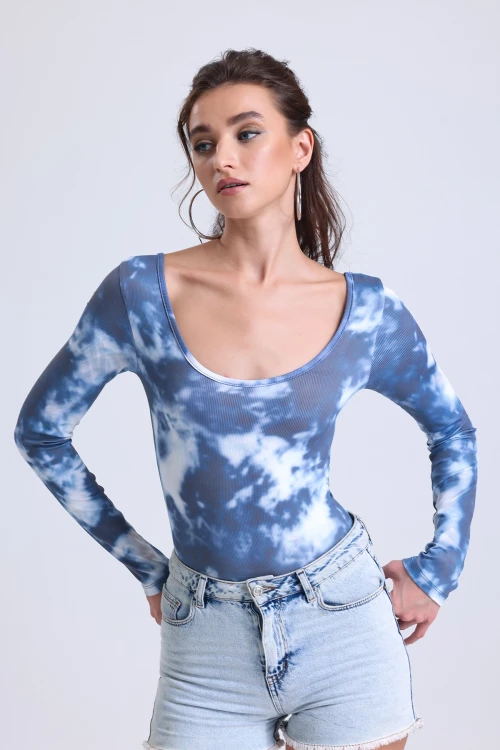 Bisiklet Yaka Uzun Kollu Batik Desenli Sırt Detaylı Çıtçıtlı Body ELİF98