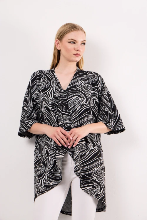 Asimetrik Kesim Fakir Kol Düğmesiz Desenli İnce Salaş Hırka