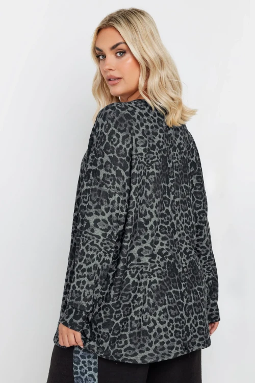 Büyük Beden Bisiklet Yaka Uzun Kollu Leopar Desenli Bluz 322186