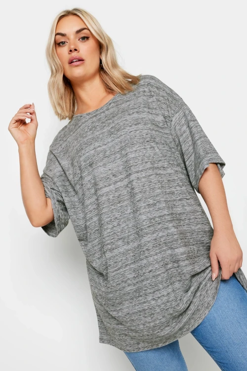 Büyük Beden Bisiklet Yaka Yarım Kollu Uzun Kesim T-shirt 303123