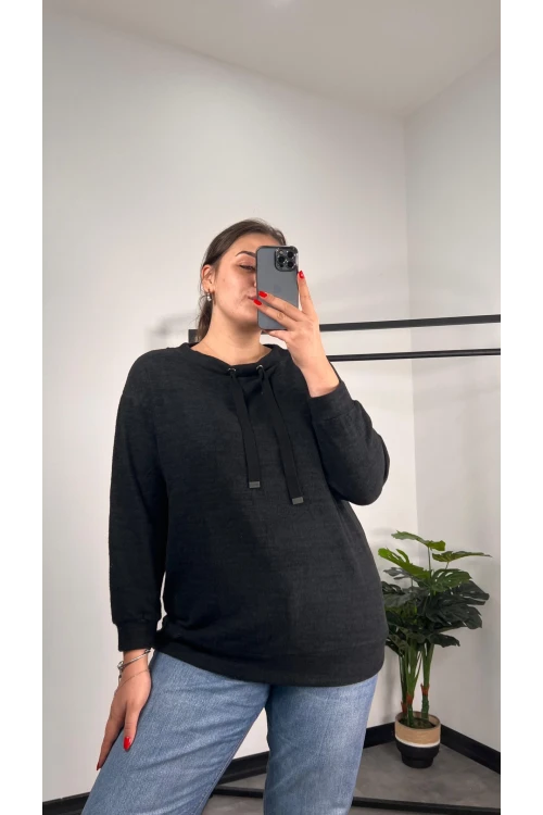 Büyük Beden Kapüşonsuz Yakası Bağcıklı Uzun Kollu Sweatshirt 301520