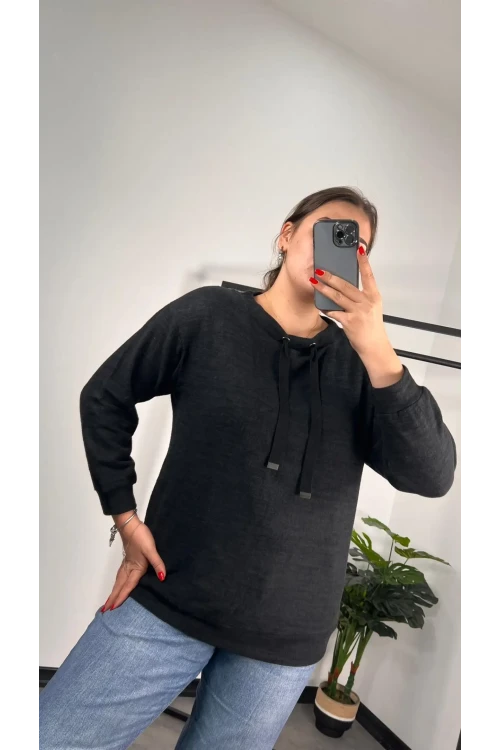Büyük Beden Kapüşonsuz Yakası Bağcıklı Uzun Kollu Sweatshirt 301520