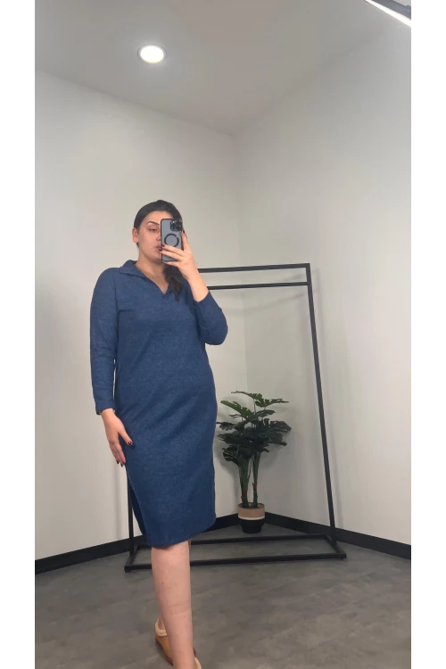Büyük Beden Polo Yaka Yırtmaç Detaylı Midi Boy Triko Elbise 301514