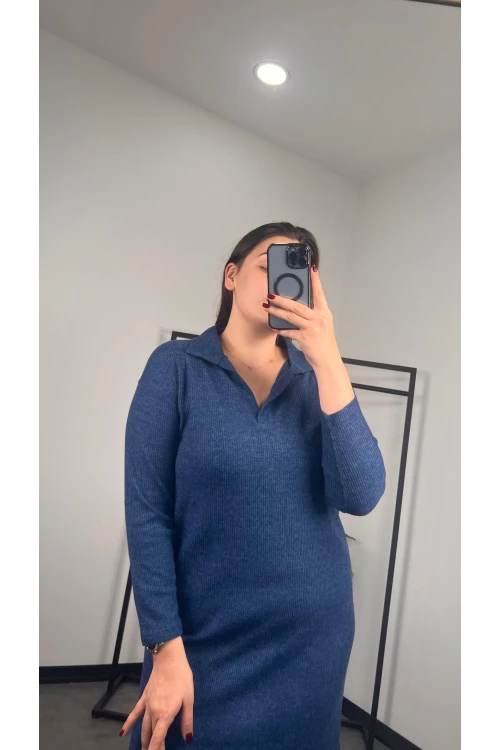 Büyük Beden Polo Yaka Yırtmaç Detaylı Midi Boy Triko Elbise 301514