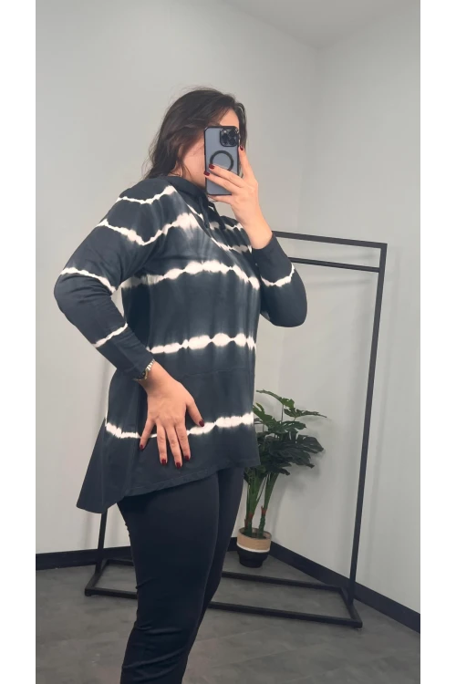 Büyük Beden Uzun Kollu Arkası Uzun Baskılı Kapüşonlu Sweatshirt 301588