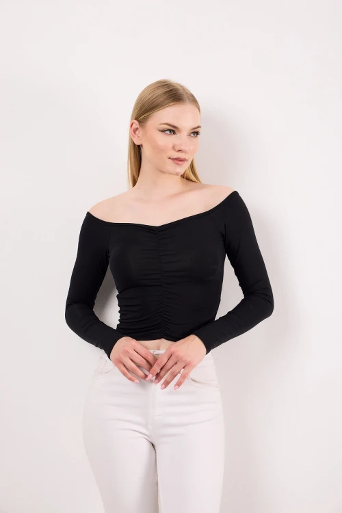 Carmen Yaka Uzun Kollu Önü Büzgü Detaylı Crop Bluz