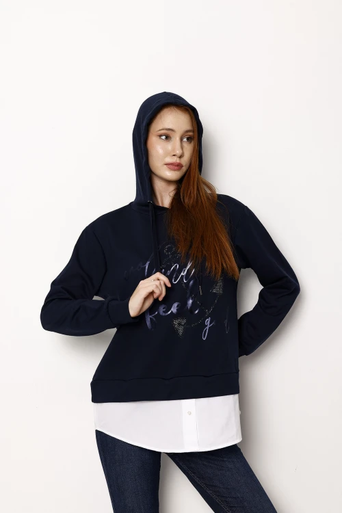 Kapüşonlu Gömlek Detaylı Uzun Kollu Baskılı Sweatshirt