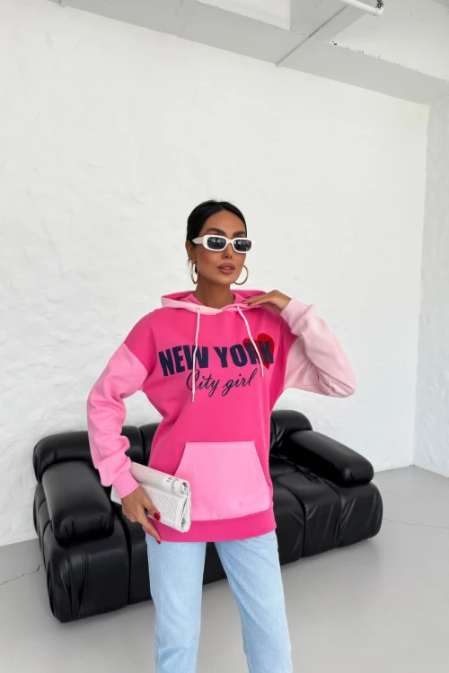 Kapüşonlu Uzun Kollu Cepli Baskılı Sweatshirt