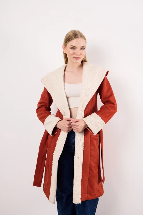 Kürk Detaylı Önü Klipsli Cepli Kemerli Uzun Kesim Kaban