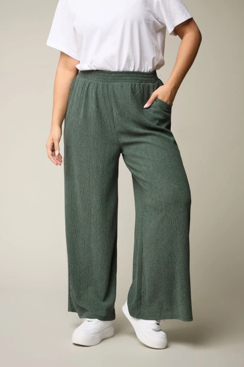 Büyük Beden Beli Lastikli Bol Paça Cepli Pantolon 304010