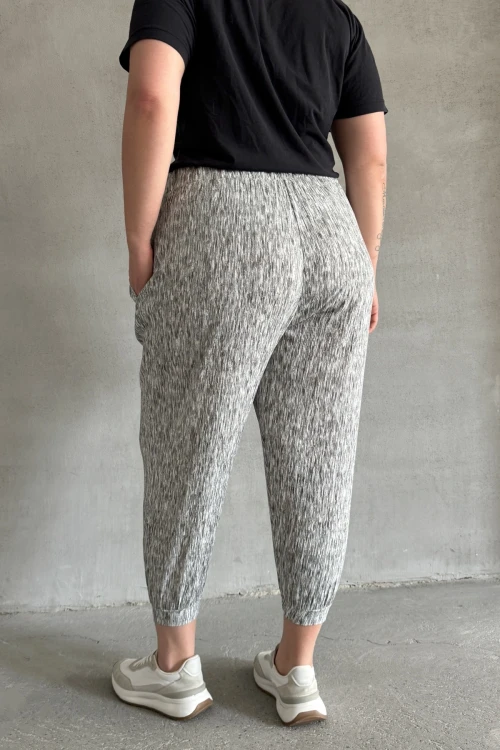 Büyük Beden Beli ve Paçası Lastikli Cepli Bol Pantolon 88-177