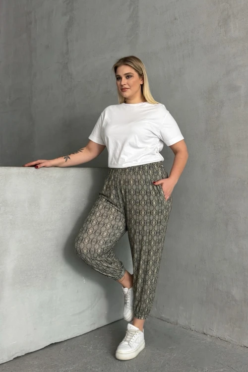 Büyük Beden Beli ve Paçası Lastikli Desenli Cepli Pantolon 303301