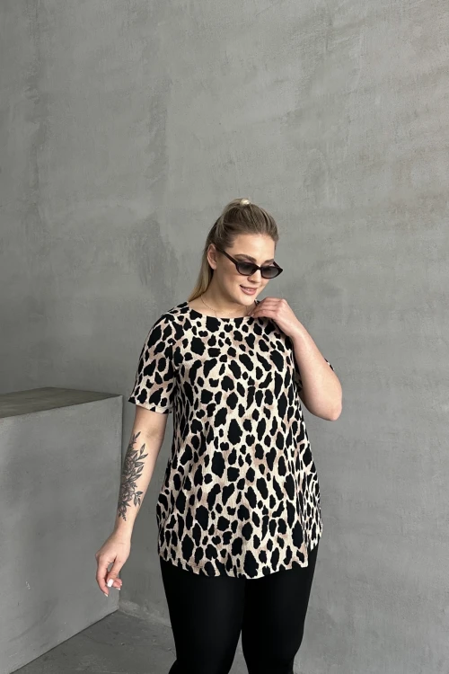 Büyük Beden Kısa Kollu Bisiklet Yaka Leopar Desenli Bluz 616006