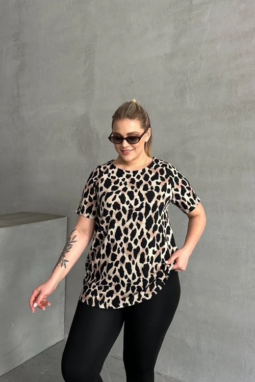 Büyük Beden Kısa Kollu Bisiklet Yaka Leopar Desenli Bluz 616006