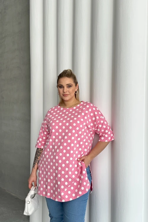 Büyük Beden Kısa Kollu Bisiklet Yaka Yanları Yırtmaçlı Puantiyeli Bluz 98-55