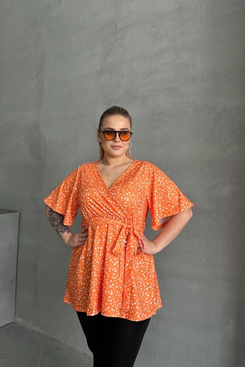 Büyük Beden Kısa Kollu V Yaka Önü Bağlama Detaylı Bluz 97-40
