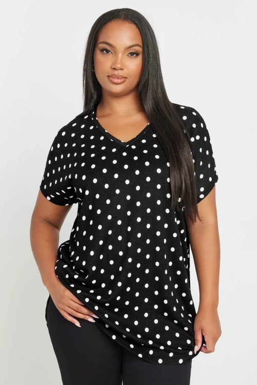 Büyük Beden Kısa Kollu V Yaka Puantiyeli Bluz 303497