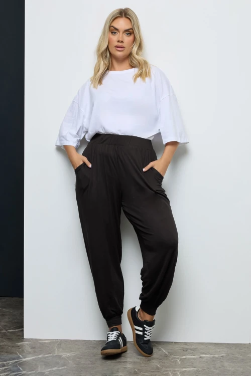 Büyük Beden Paçası ve Beli Lastikli Cepli İnce Pantolon 143299