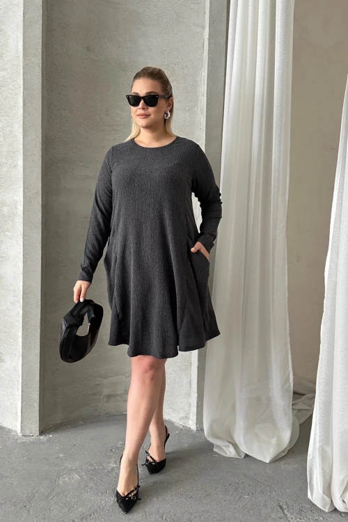 Büyük Beden Uzun Kollu Bisiklet Yaka Cepli Fitilli Elbise 304008