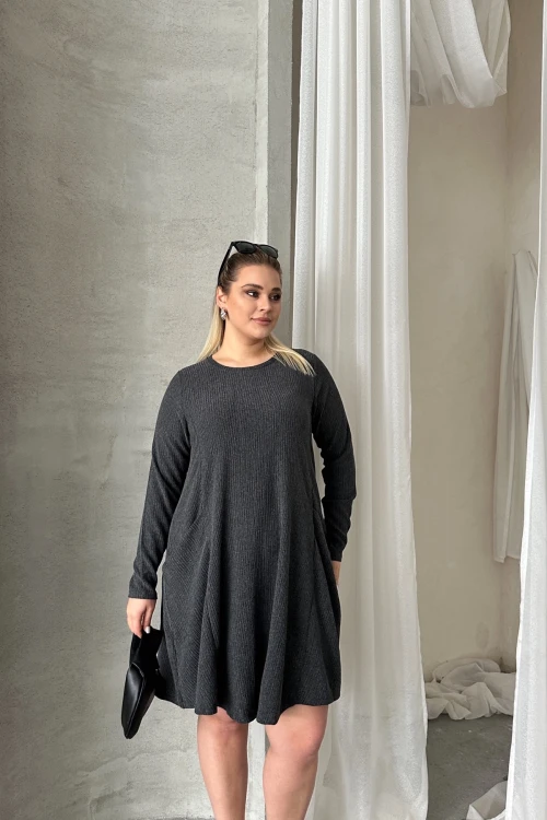 Büyük Beden Uzun Kollu Bisiklet Yaka Cepli Fitilli Elbise 304008