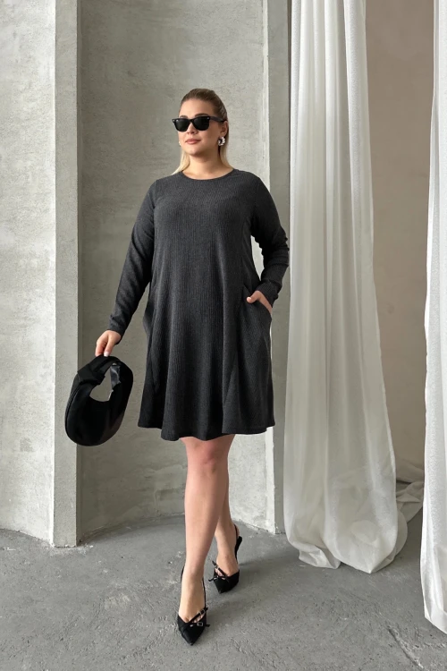 Büyük Beden Uzun Kollu Bisiklet Yaka Cepli Fitilli Elbise 304008