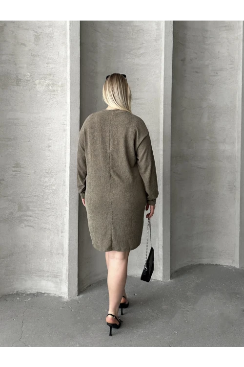 Büyük Beden Uzun Kollu Bisiklet Yaka Düz Kesim Elbise 106-97