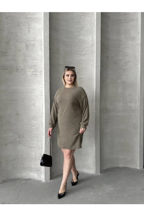 Büyük Beden Uzun Kollu Bisiklet Yaka Düz Kesim Elbise 106-97