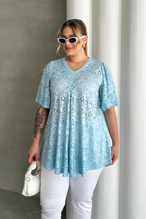 Büyük Beden V Yaka Kısa Kollu Dantel Detaylı Astarsız Bluz 302957