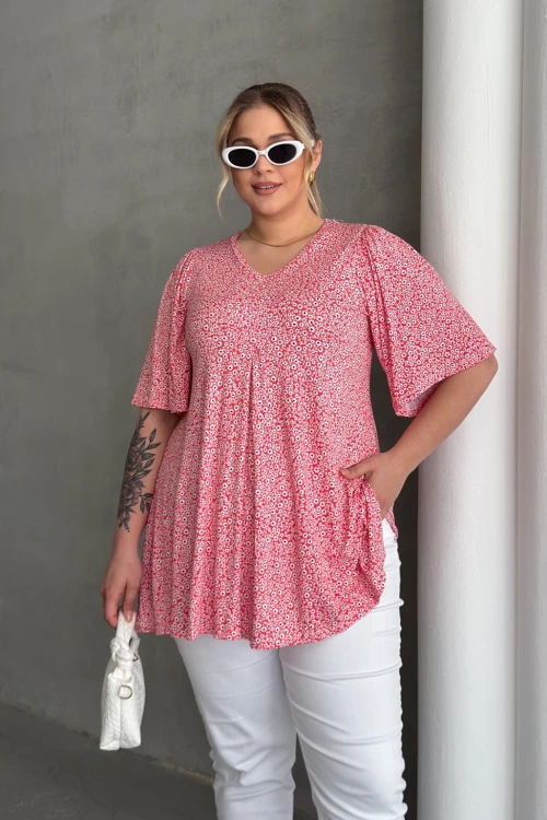 Büyük Beden V Yaka Kısa Kollu Eteği Bollaşan Desenli Bluz 98-5