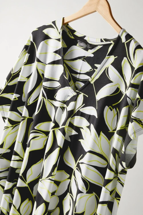 Büyük Beden V Yaka Kısa Kollu Yaprak Desenli Bluz 615244