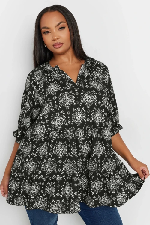 Büyük Beden Yarım Kollu Çentik Yaka Desenli Bluz 321991