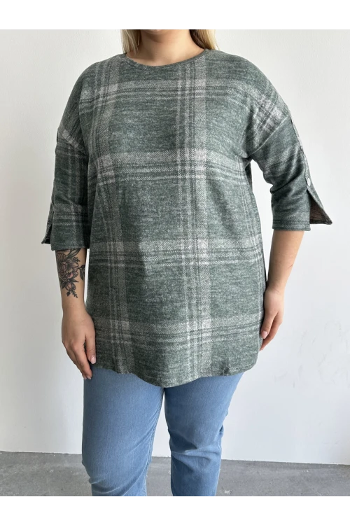 Büyük Beden Yarım Kollu Düğme Detaylı Yumuşak Dokulu Kazak 302780