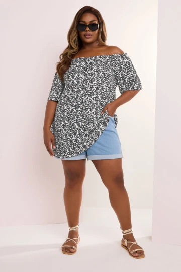 Büyük Beden Düşük Omuzlu Kısa Kollu Düğme Detaylı Desenli Bluz 322679