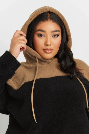 Büyük Beden Uzun Kollu Kapüşonlu ve Cepli Peluş Sweatshirt 303796