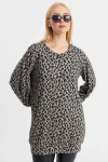Leopar Desenli Yumuşak Dokulu Balon Kol Bisiklet Yaka Uzun Bluz IZ24BIG