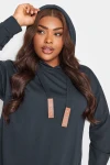 Büyük Beden Arkası Uzun Kapüşonlu Bağcıklı Uzun Kollu Sweatshirt 302574