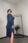 Büyük Beden Polo Yaka Yırtmaç Detaylı Midi Boy Triko Elbise 301514