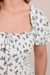 Büyük Beden Çiçek Desenli Bürümcük Kumaş Kare Yaka Kolları Fırfırlı Bluz 322661
