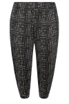 Büyük Beden Paçası ve Beli Lastik Detaylı Cepli Jogger Pantolon 303017