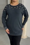 Büyük Beden Uzun Kollu Kuşgözü ve Sırt Dekolte Detaylı Sweatshirt 303870