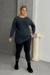 Büyük Beden Uzun Kollu Kuşgözü ve Sırt Dekolte Detaylı Sweatshirt 303870